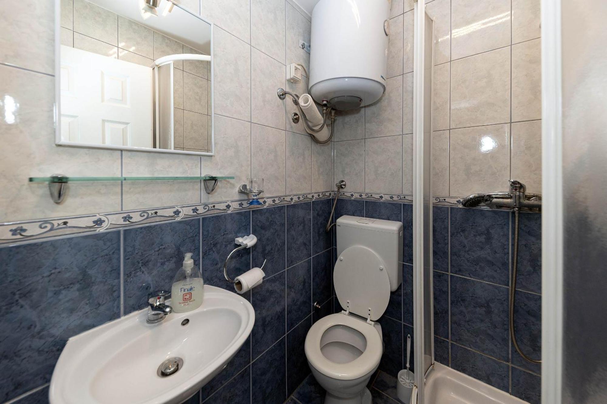 Apartment Erik Криквеница Екстериор снимка